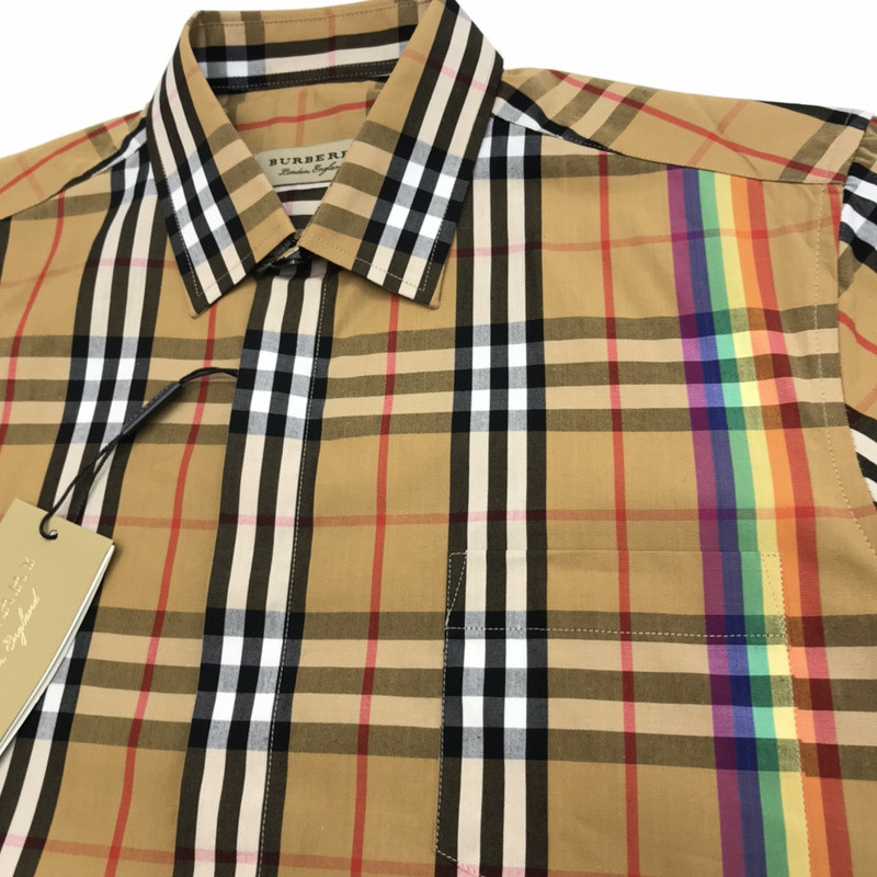 B**rry clothes