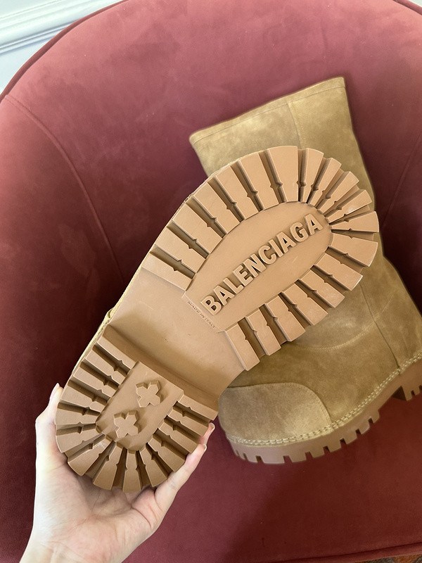 BC BOOTS