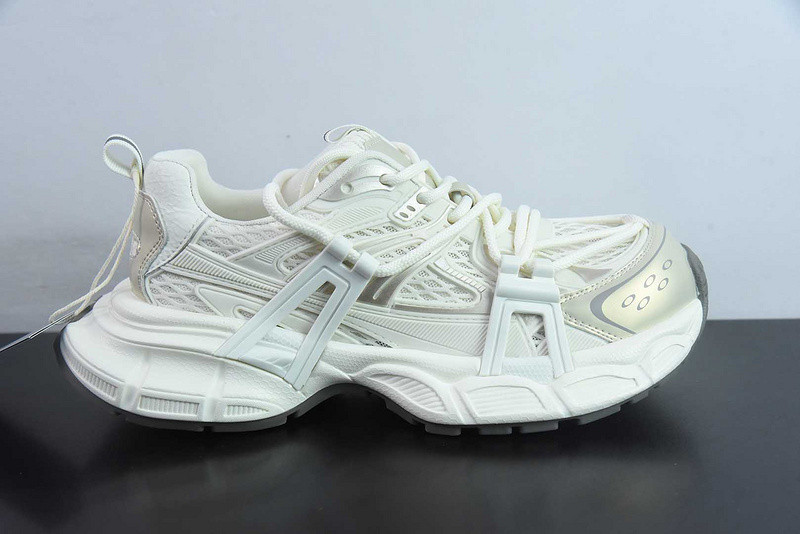 BC XL SNEAKERS