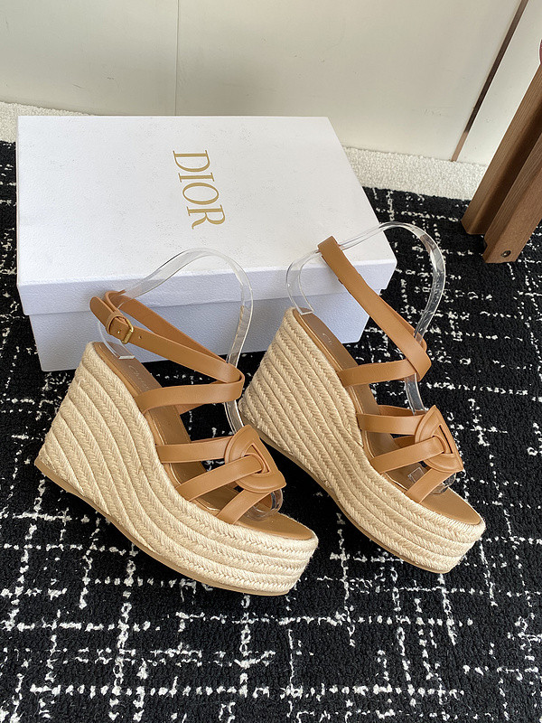 DIO* SNEAKER
