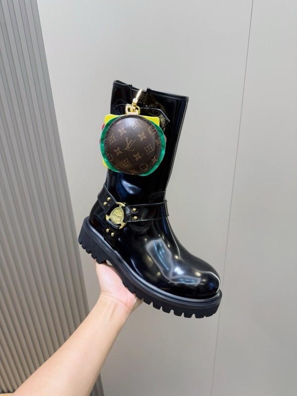 LVT BOOTS