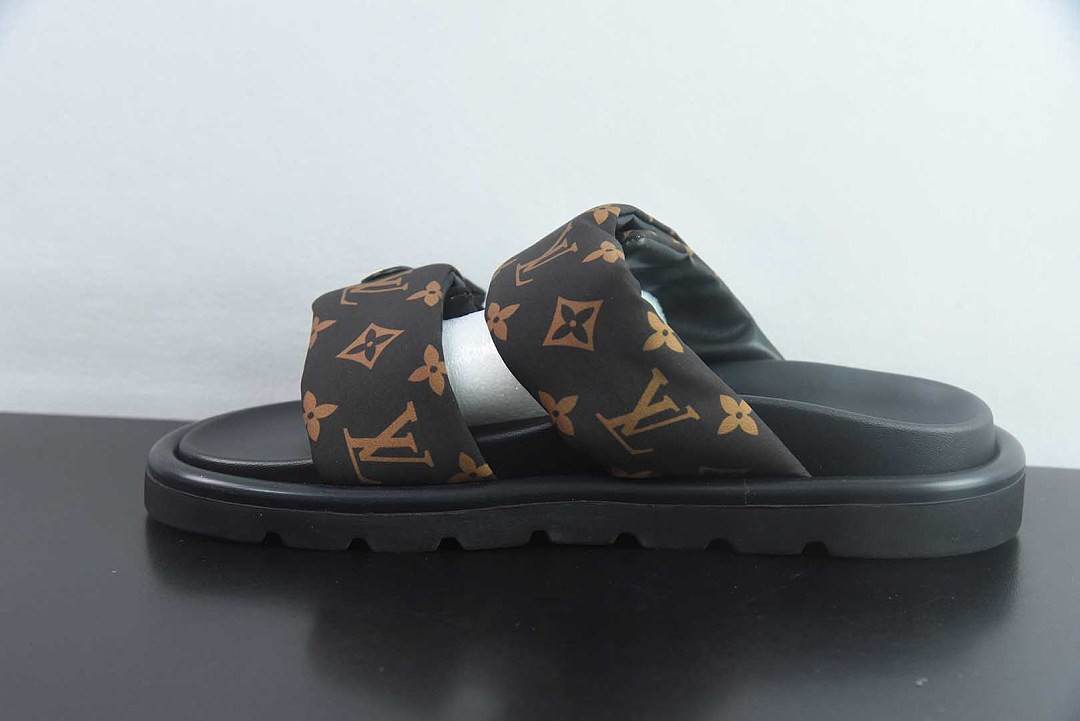 LVT SANDALS