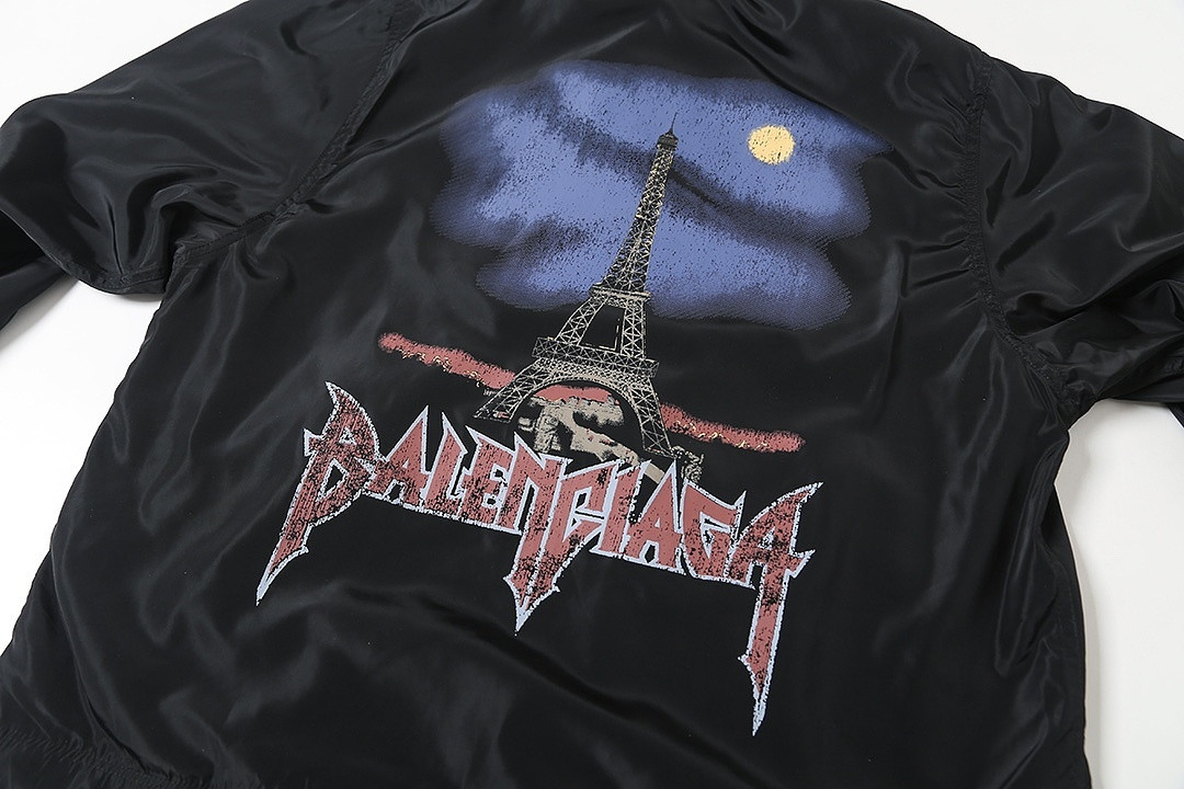 Ba1en*iaga Clothes