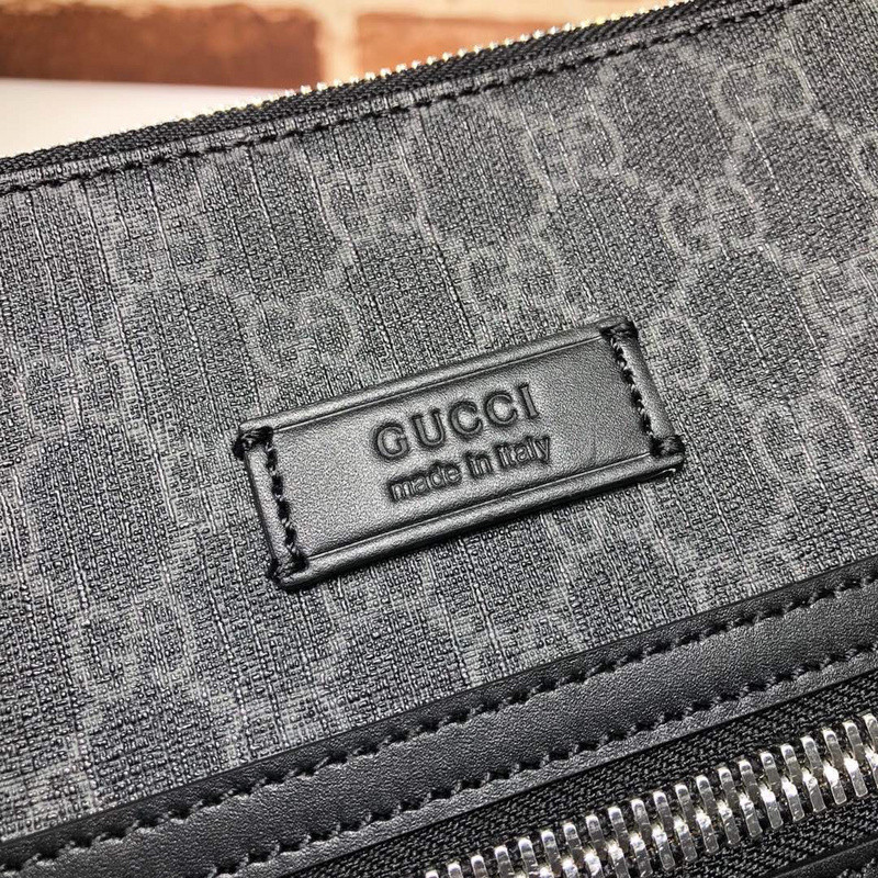 G*u*i shoulder bag