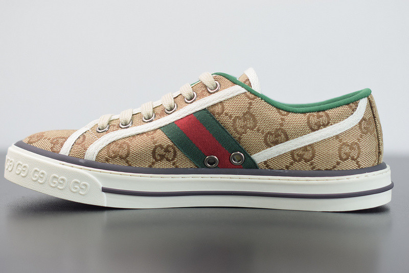 g*u*i ace embroidered low-top sneaker