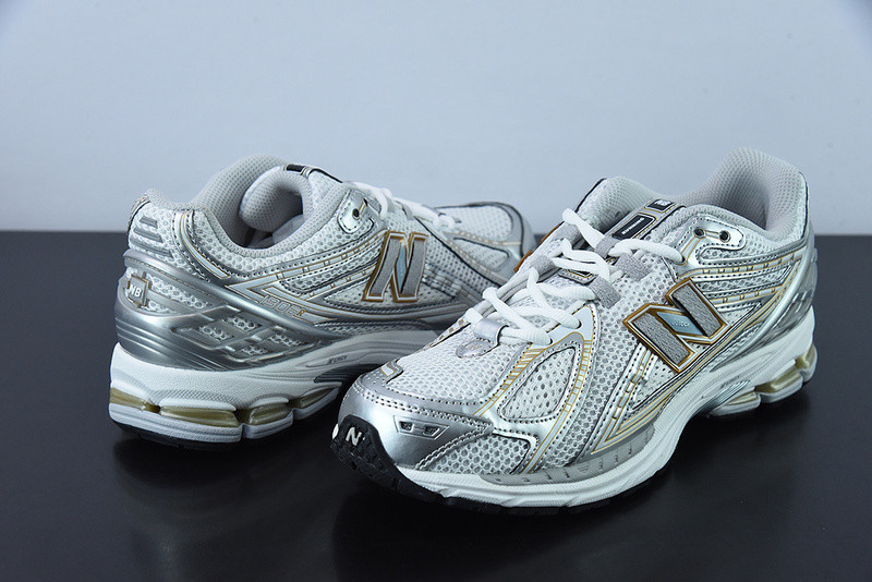 new balance sneaker