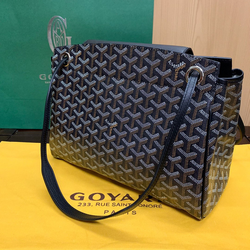 G09ard purse