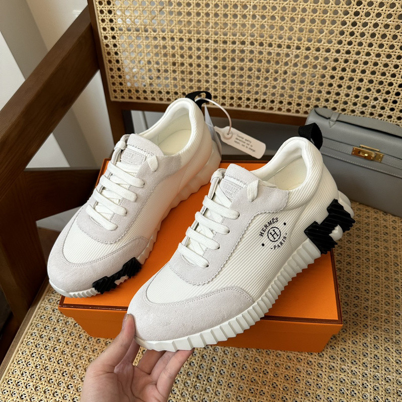 H**mes sneaker