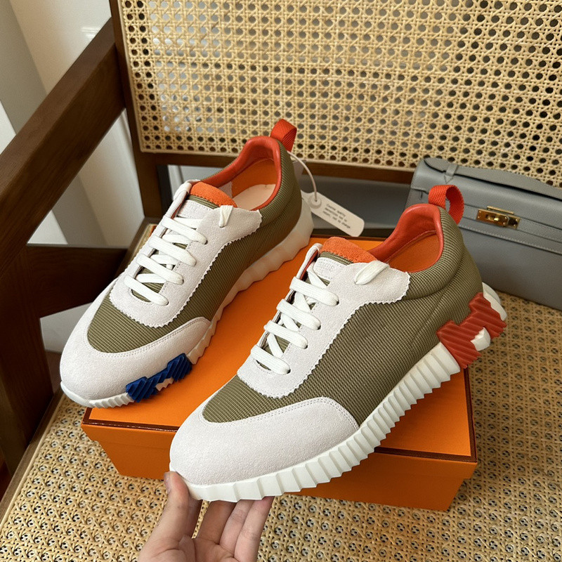 H**mes sneaker