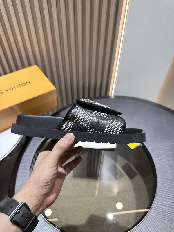 lvt sandals
