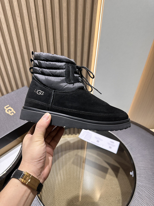 UGG
