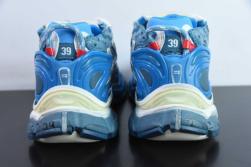 Ba1en*iaga runner sneaker