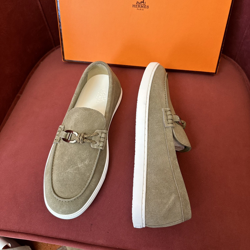 H**me5 sneaker