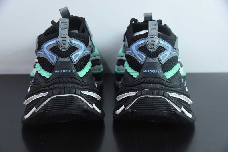 BC XL SNEAKERS