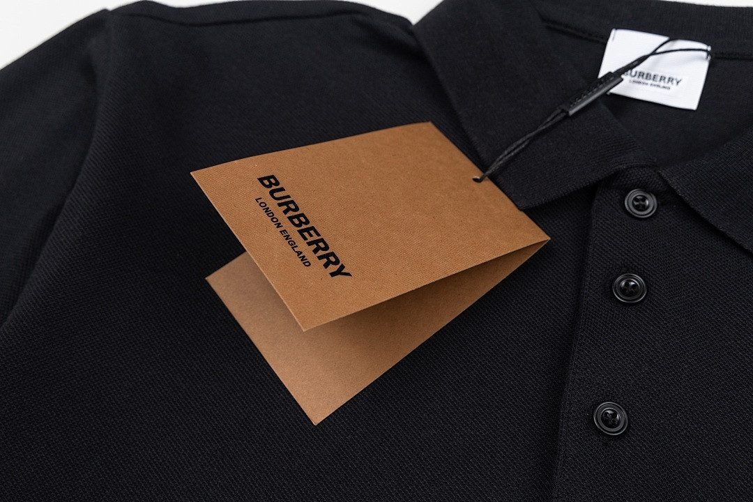 Bv*b*rry Clothes