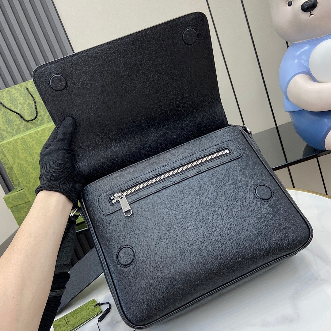 Gvc*1 BAG