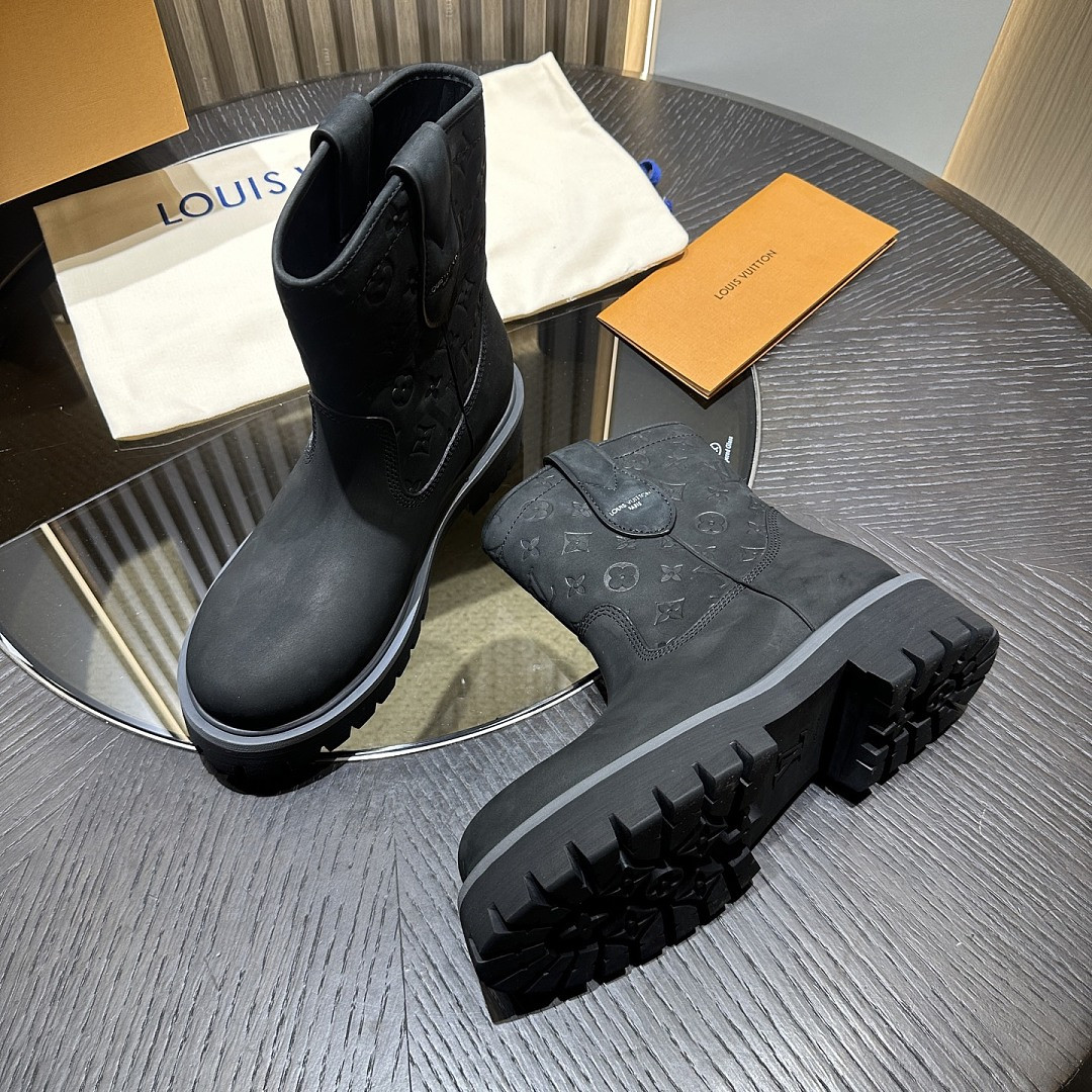 LVT BOOTS