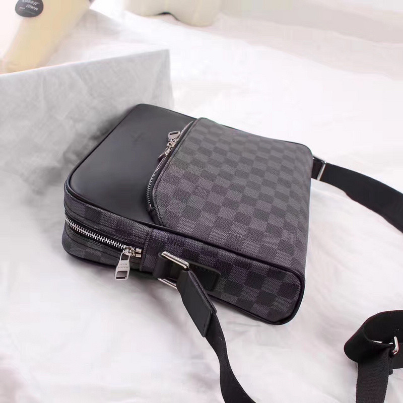 LVT PURSE