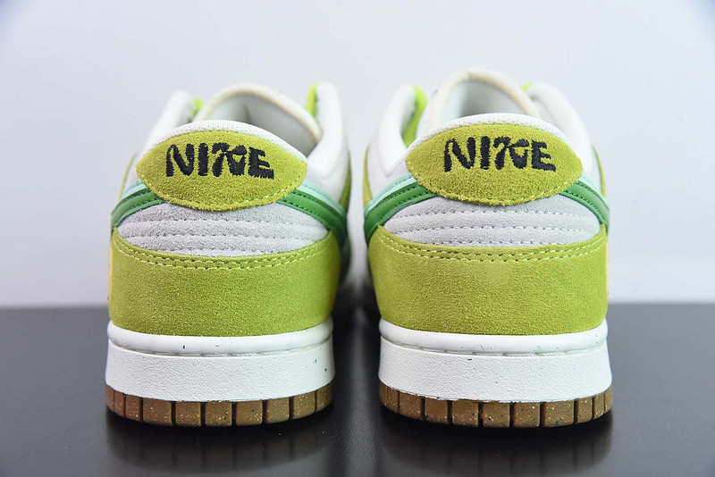 nike dunk low se 85 do9457-122