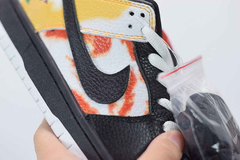 nike sb dunk low “raygun tie-dye” bq6832-001