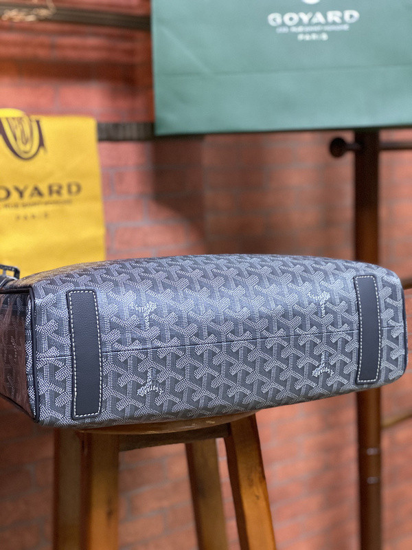 G09ard purse