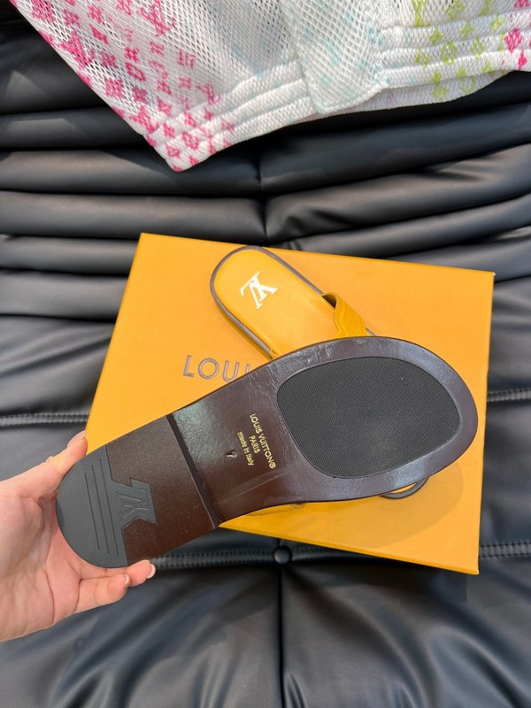 lvt sandals