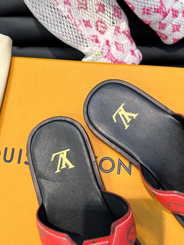 lvt sandals