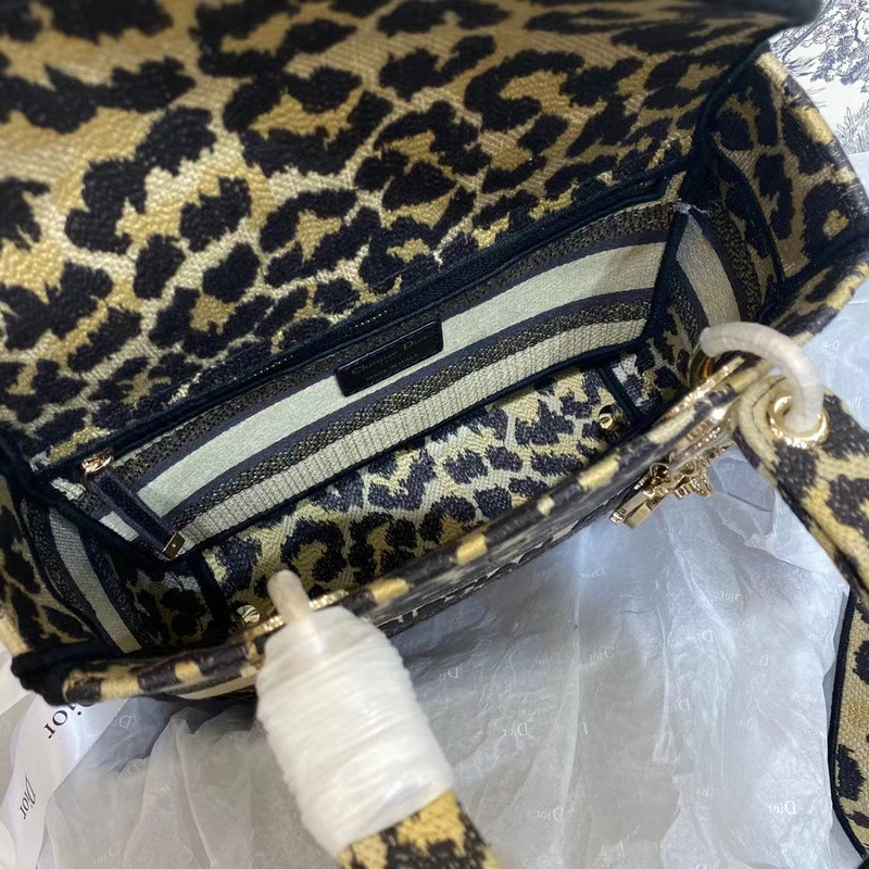 D10r bag