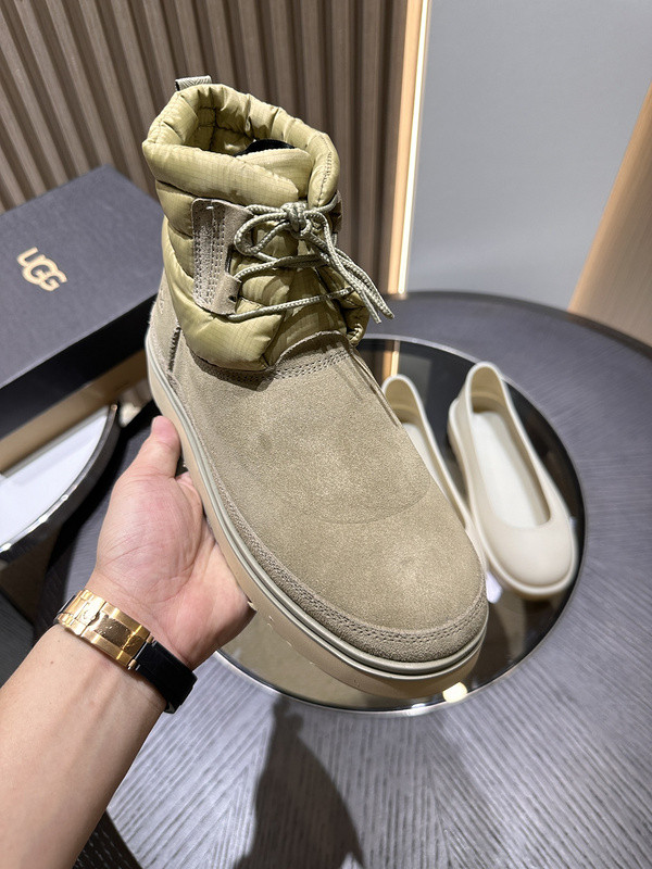 UGG