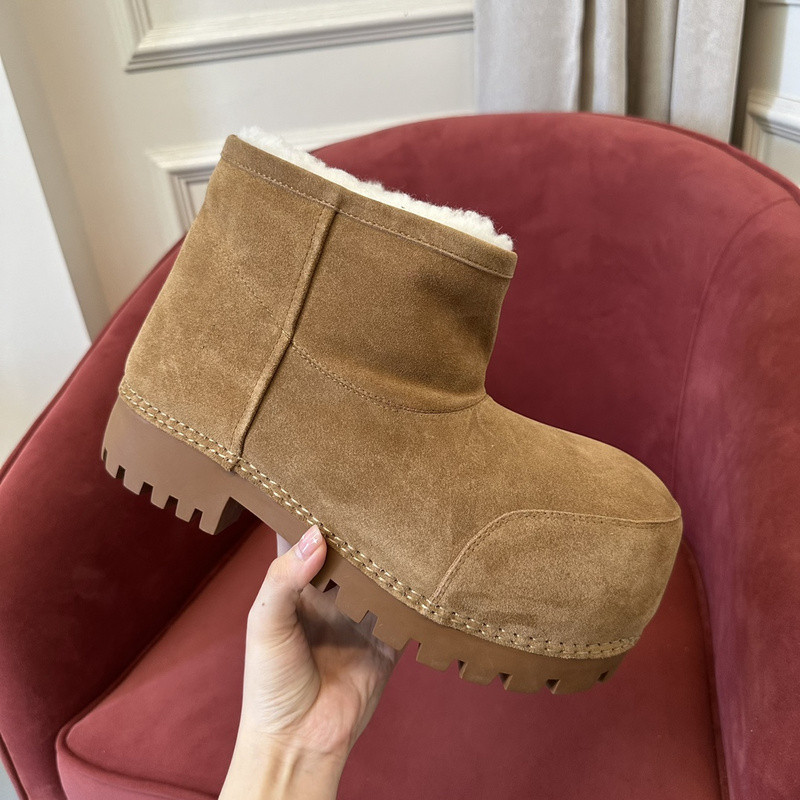 BC BOOTS