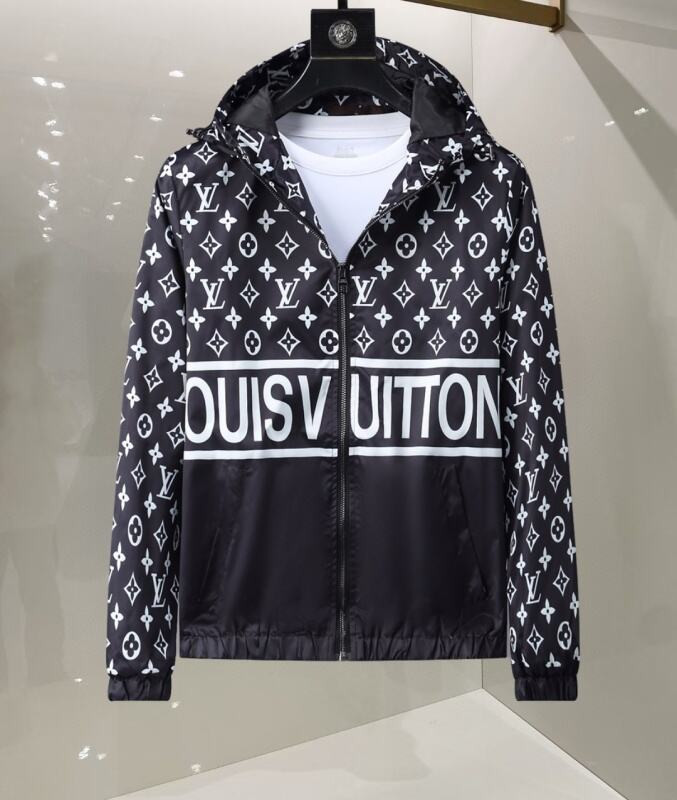 L0uis Vuitt0n