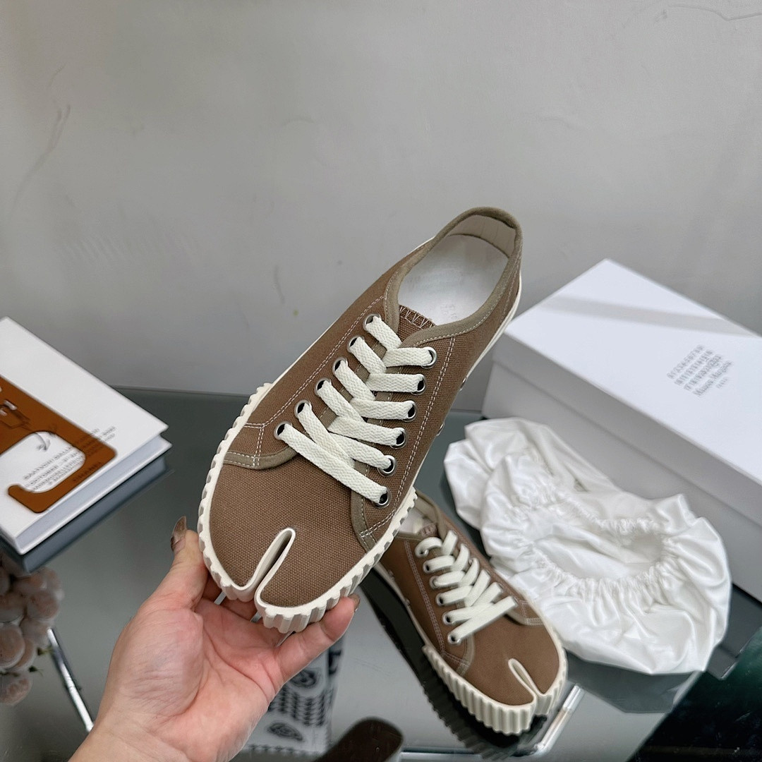Ma1s0n Marg*e1a SNEAKER