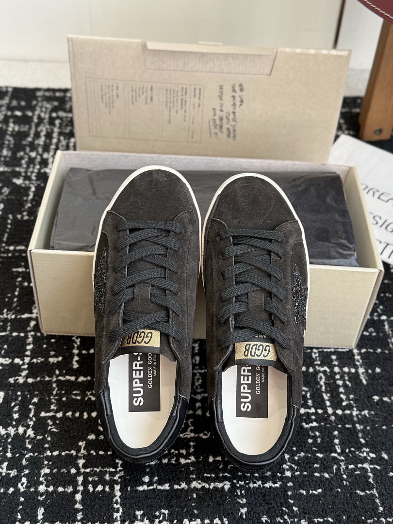 GGDB SNEAKER
