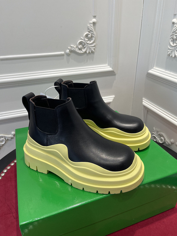 Bo*te*ga ve*ne*ta sneaker
