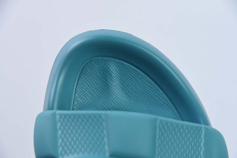 lvt sandals