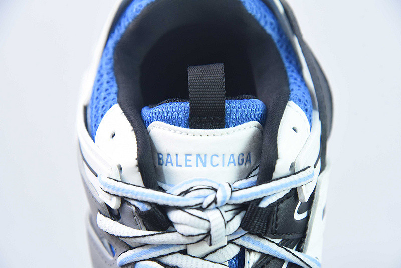 bc track sneaker