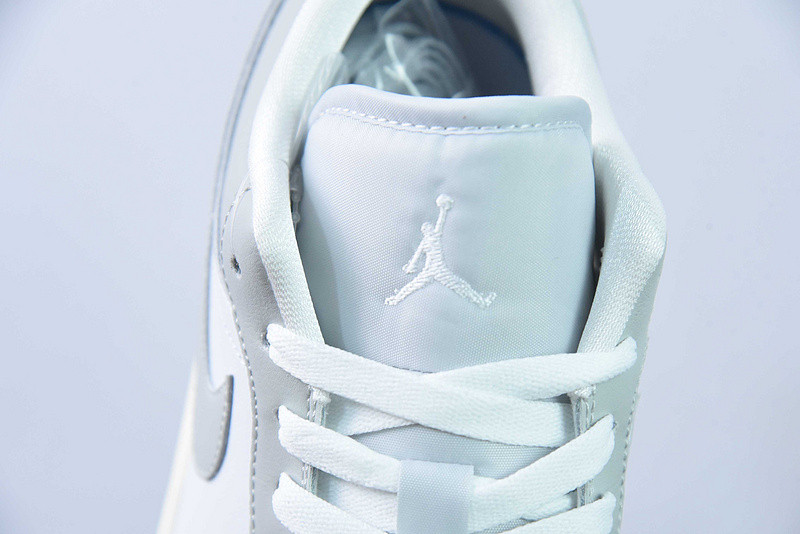air jordan 1 low "light grey/sail" dc0774-103
