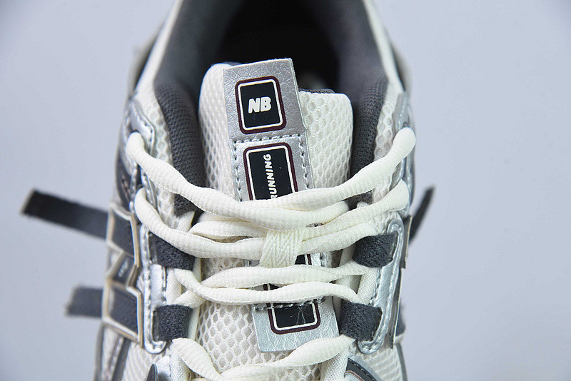 new balance sneaker