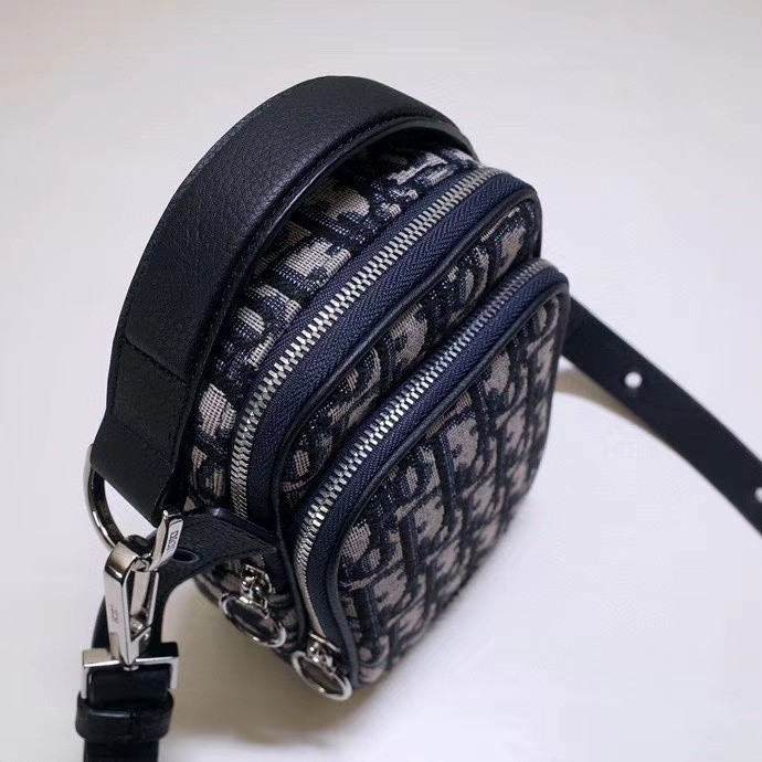D10r bag