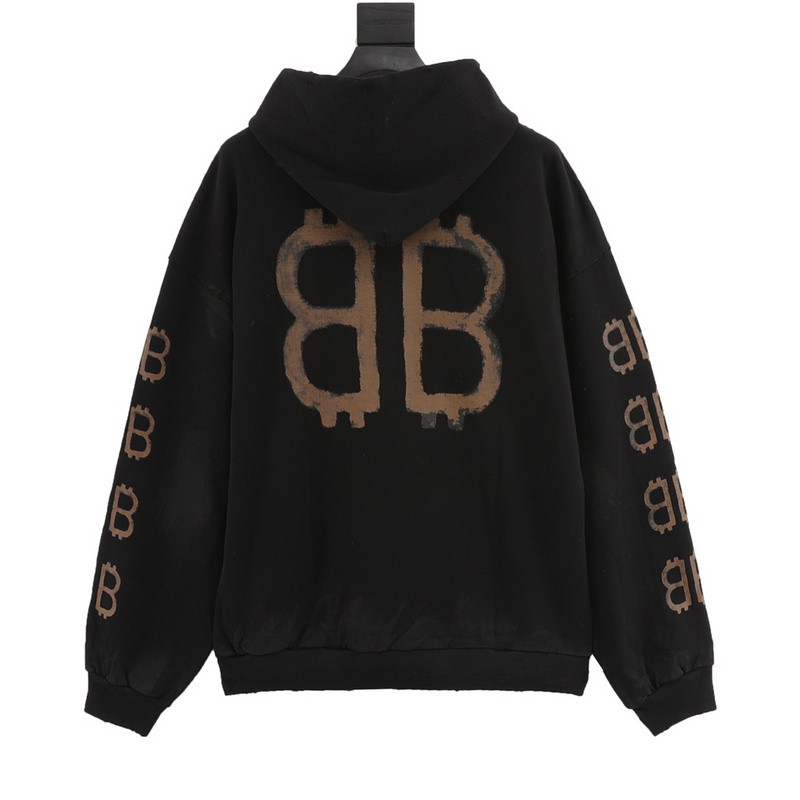 Ba*len*cia*ga clothes