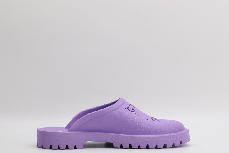 g*u*i sandals low