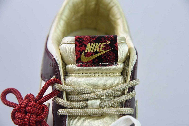 Nike Dunk Low Year of the Snake HV5991-171