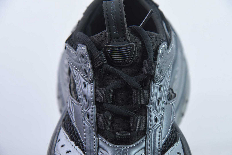 BC XL SNEAKERS