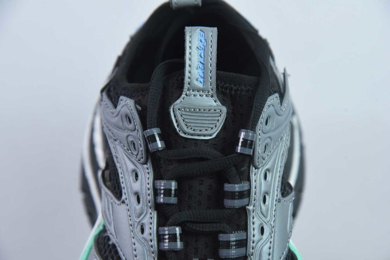 BC XL SNEAKERS