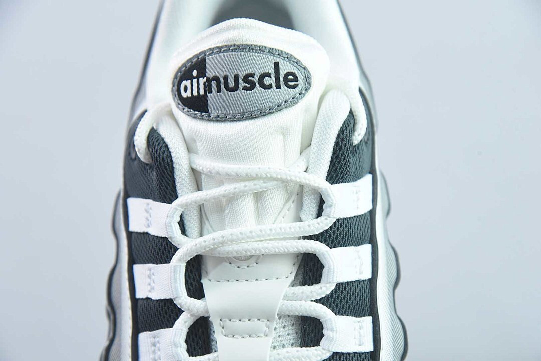 Yu Gi Oh Nike Air Max 95 "Jonouchi" II7404-100