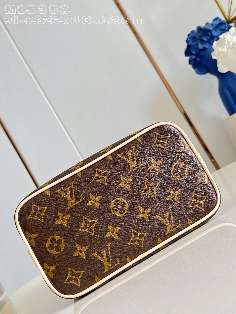 LVT PURSE