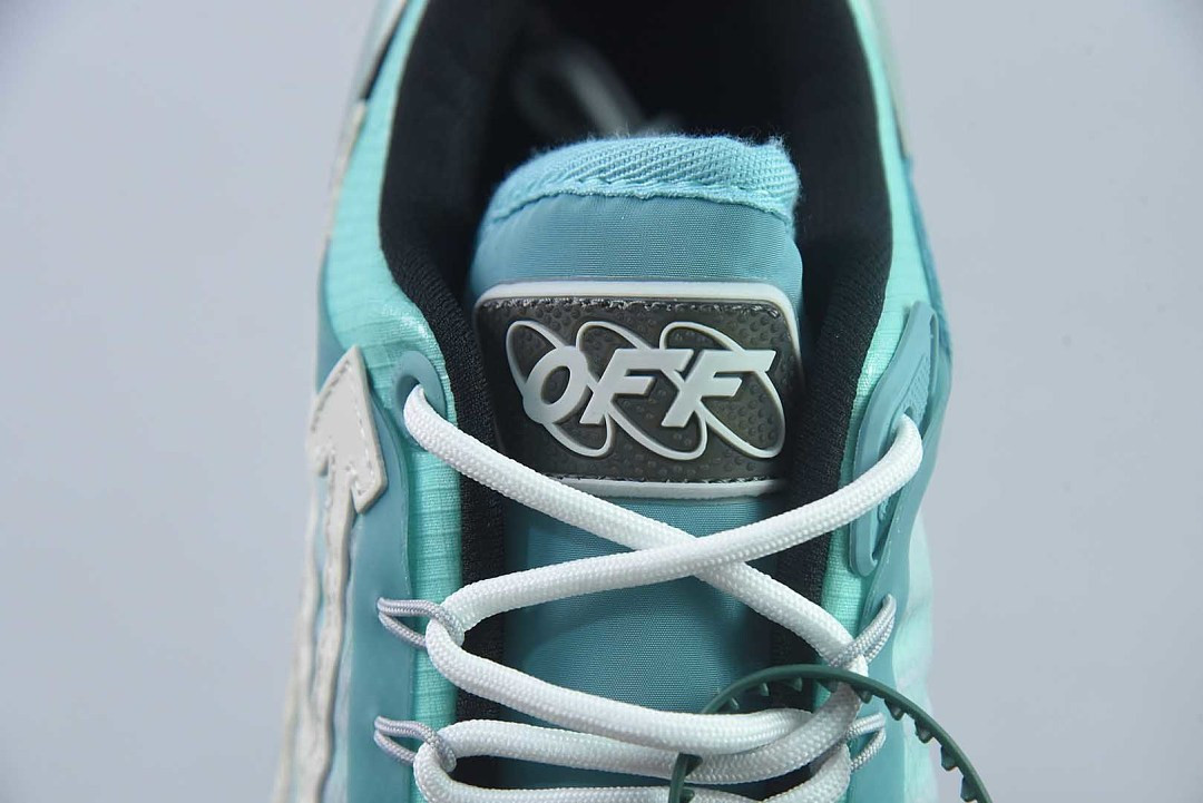 OF C/O ODSY-1000 SNEAKER