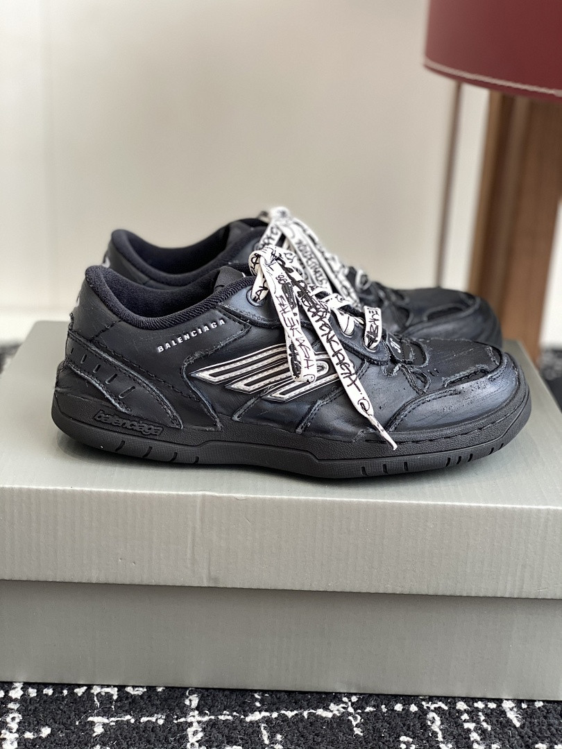 BC SNEAKERS