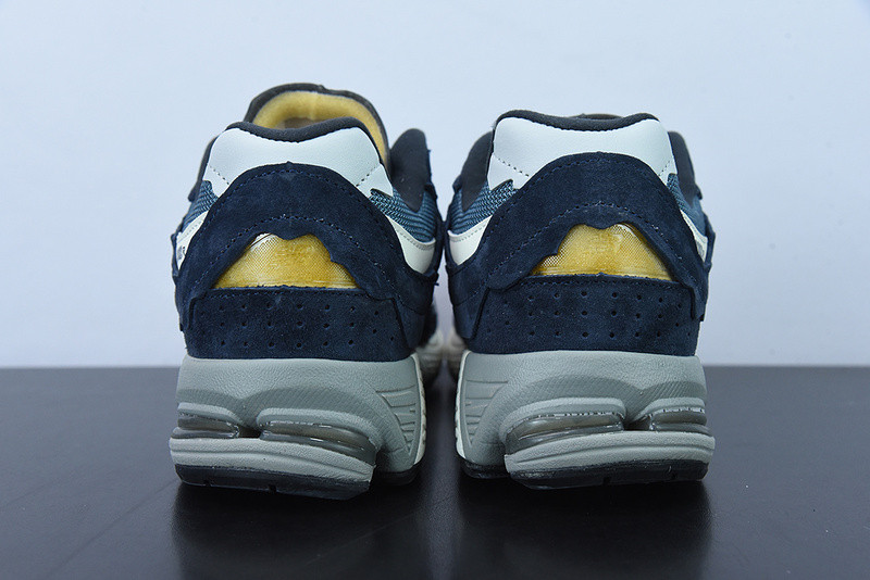 new balance sneaker