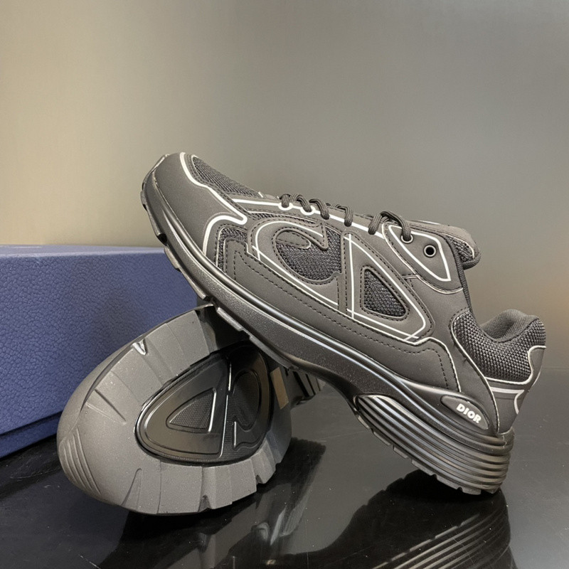 dio* sneaker